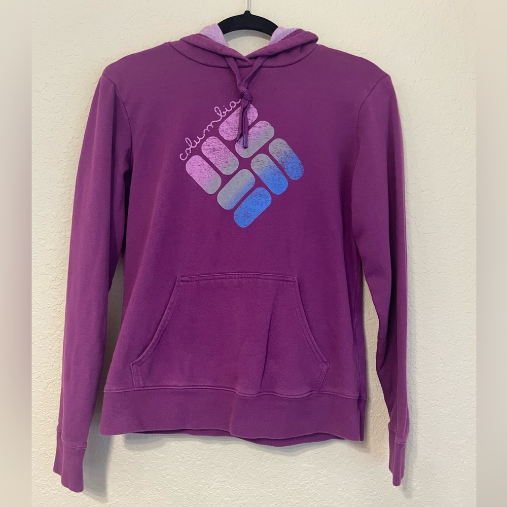 Women’s Columbia logo hoodie size small